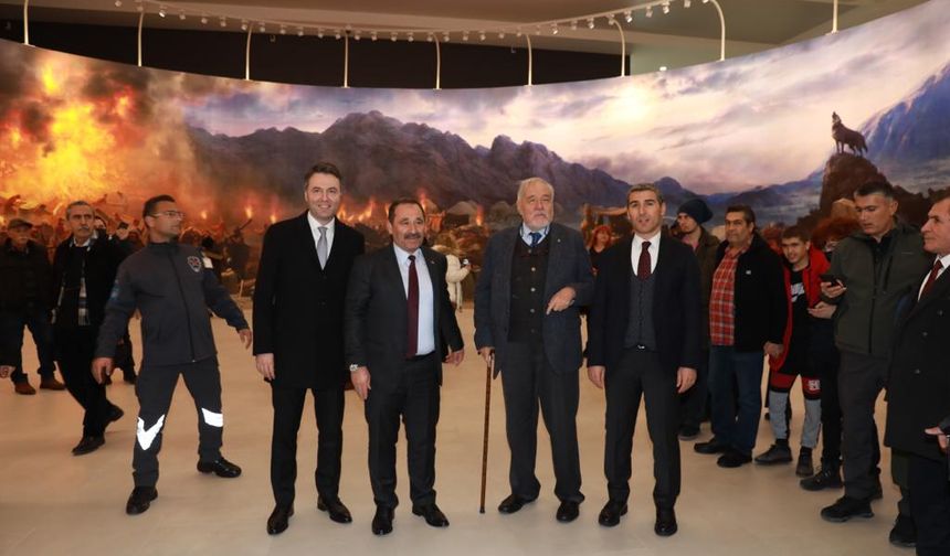 İlber Ortaylı: Türk Tarih Müzesiyle iftihar ettim