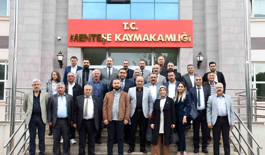 MHP Muğla İl Başkanı Oğuz Akarfırat mazbatasını aldı