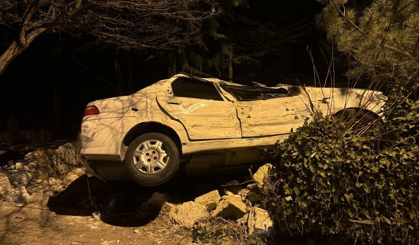 Nevşehir'de iki otomobilin çarpıştığı kazada 5 kişi yaralandı