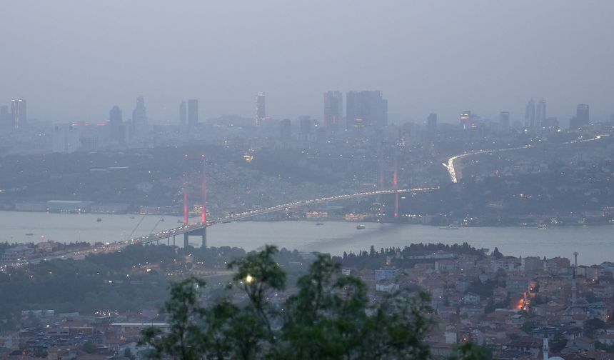 Çöl tozu İstanbul'da etkili olmaya başladı!