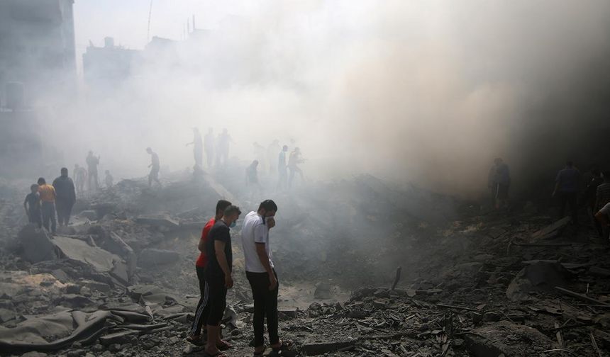 Katil İsrail'den Gazze Şeridi'ne saldırı: Çok sayıda kişi hayatını kaybetti!