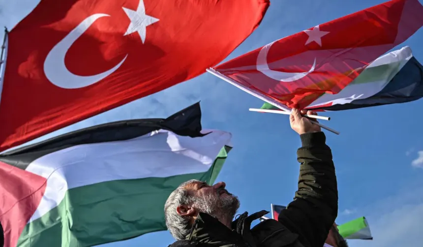 Gazze için etkin diplomasi: Türkiye garantör olmaya hazır