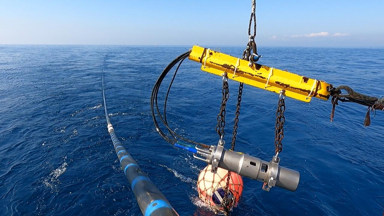 Üniversiteden yapılan açıklamaya göre, TÜBİTAK destekli Piri Reis gemisiyle sismik araştırma yapan 12 kişilik ekip, 1 hafta boyunca denizde veri topladı.